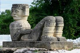 Diferencia entre Aztecas y Mayas