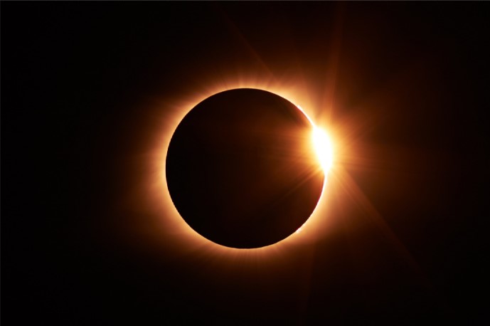 Diferencia entre un eclipse de Sol y uno de Luna